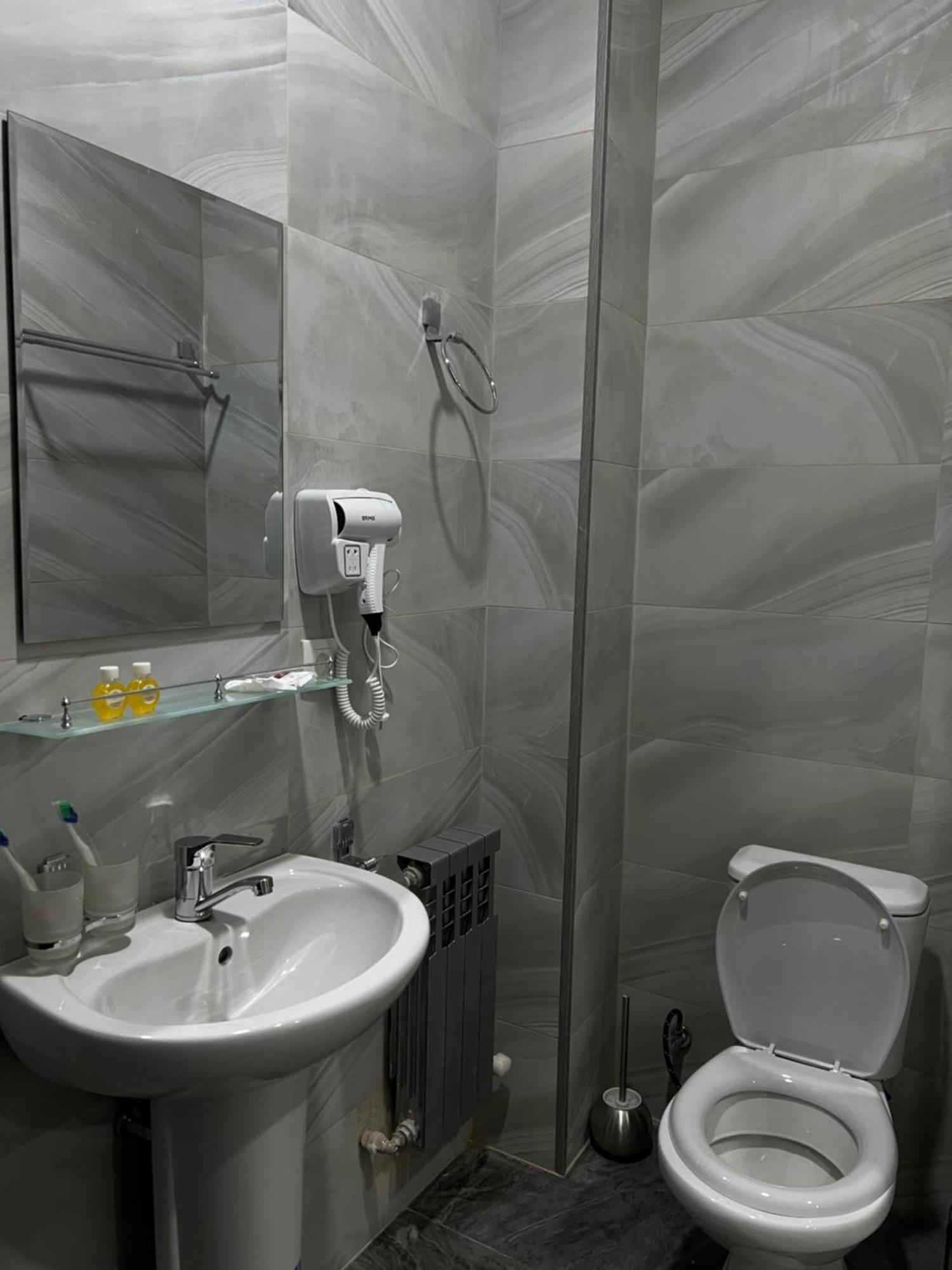 Art Tashkent Hotel Dış mekan fotoğraf